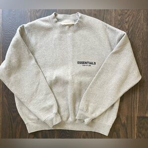 FEAR OF GOD ESSENTIALS Long sleeve sweatshirt. Size Small Men’s. Light grey